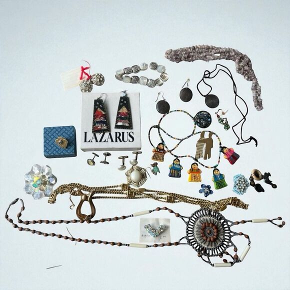 Vintage & Handmade Mixed Jewelry Lot – Earrings, Necklaces, Brooches, Bracelets - Picture 1 of 9